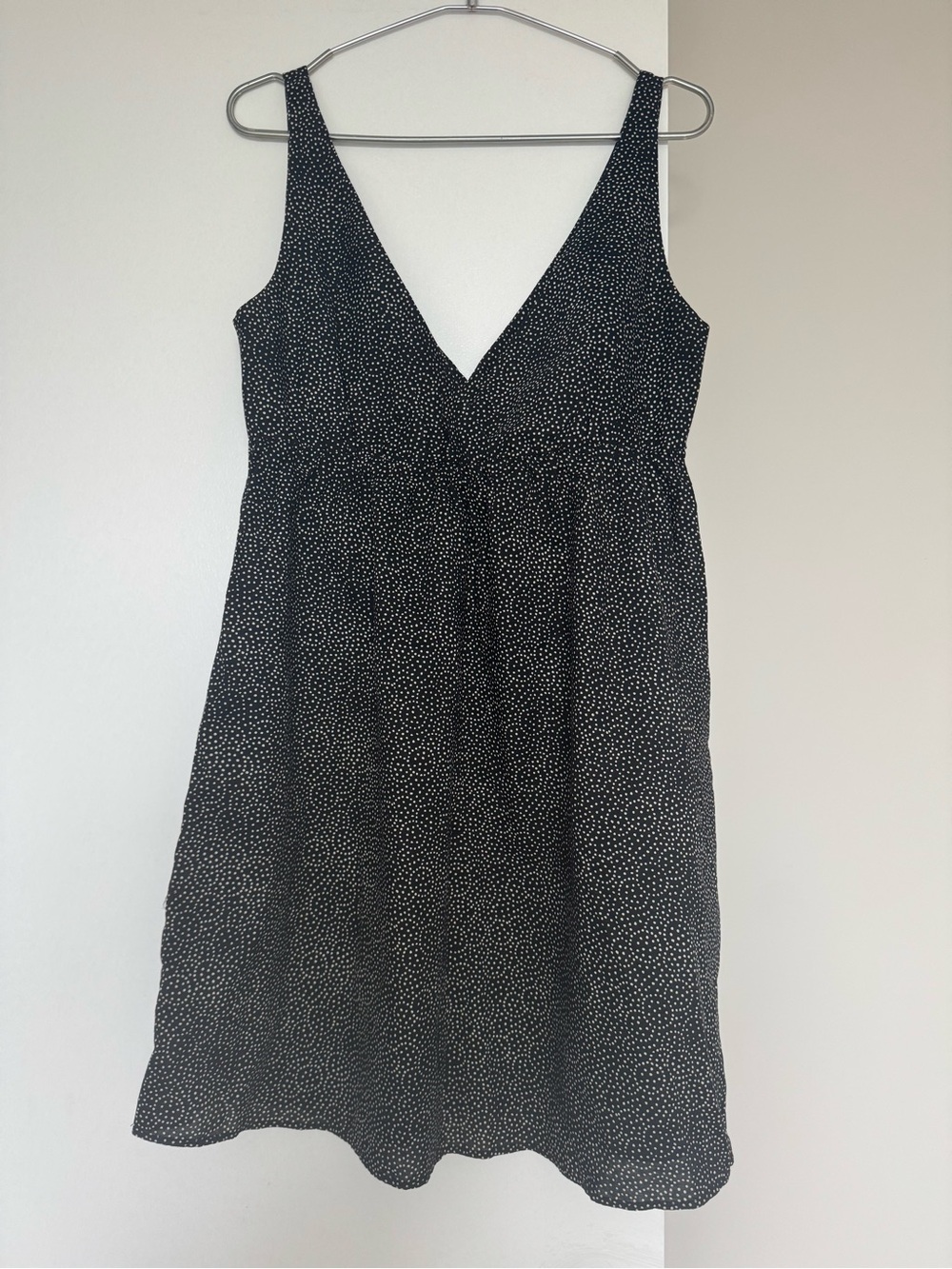 Old Navy Black Polka Dot V-Neck Mini Dress - Size M